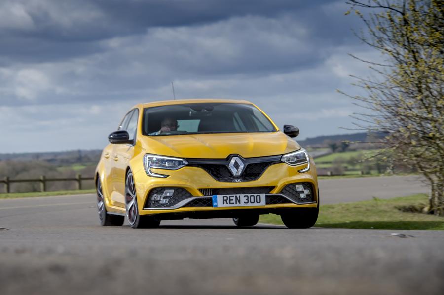  Renault Megane R.S. 300 Trophy 2019 года  (UK) (фото 32 из 40)